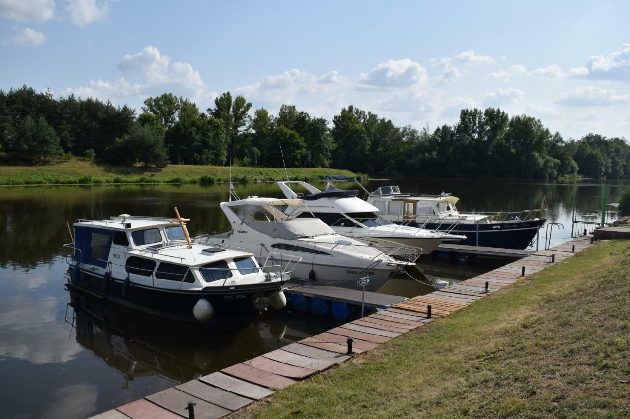 Marina Tynec N. L. - Kemp Tynec nad Labem Экстерьер фото